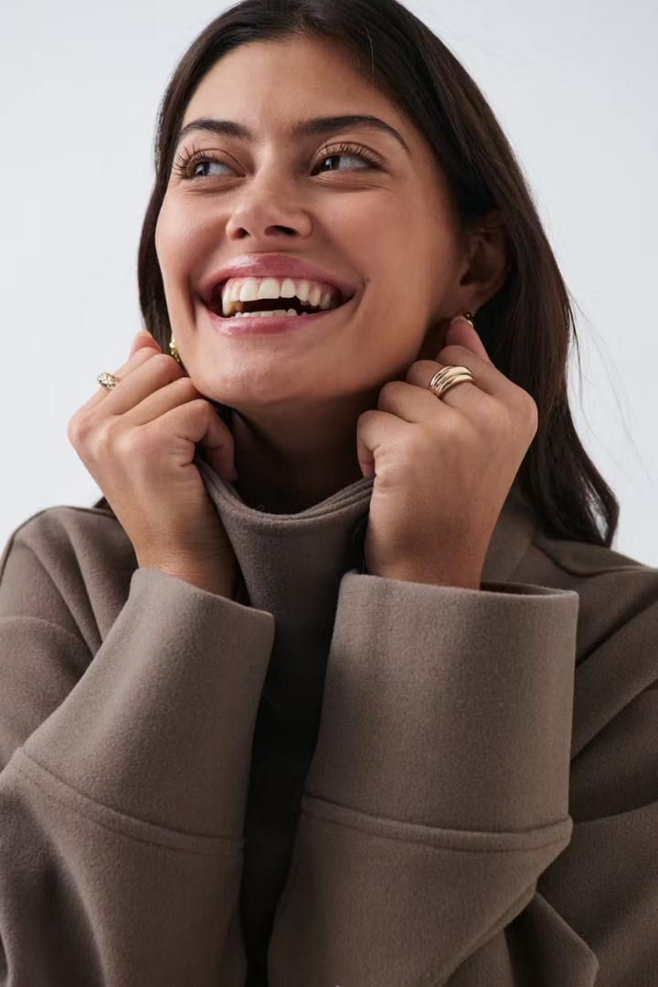 Rose coat