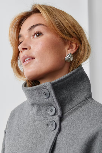 Rose coat