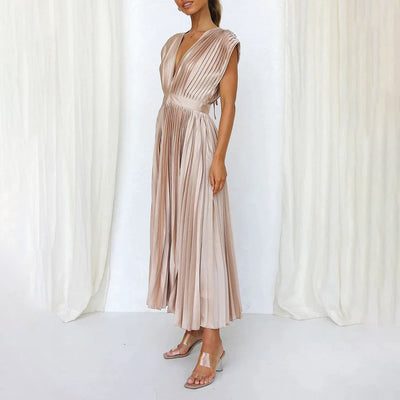 Abeline – Pleated Midi Dress
