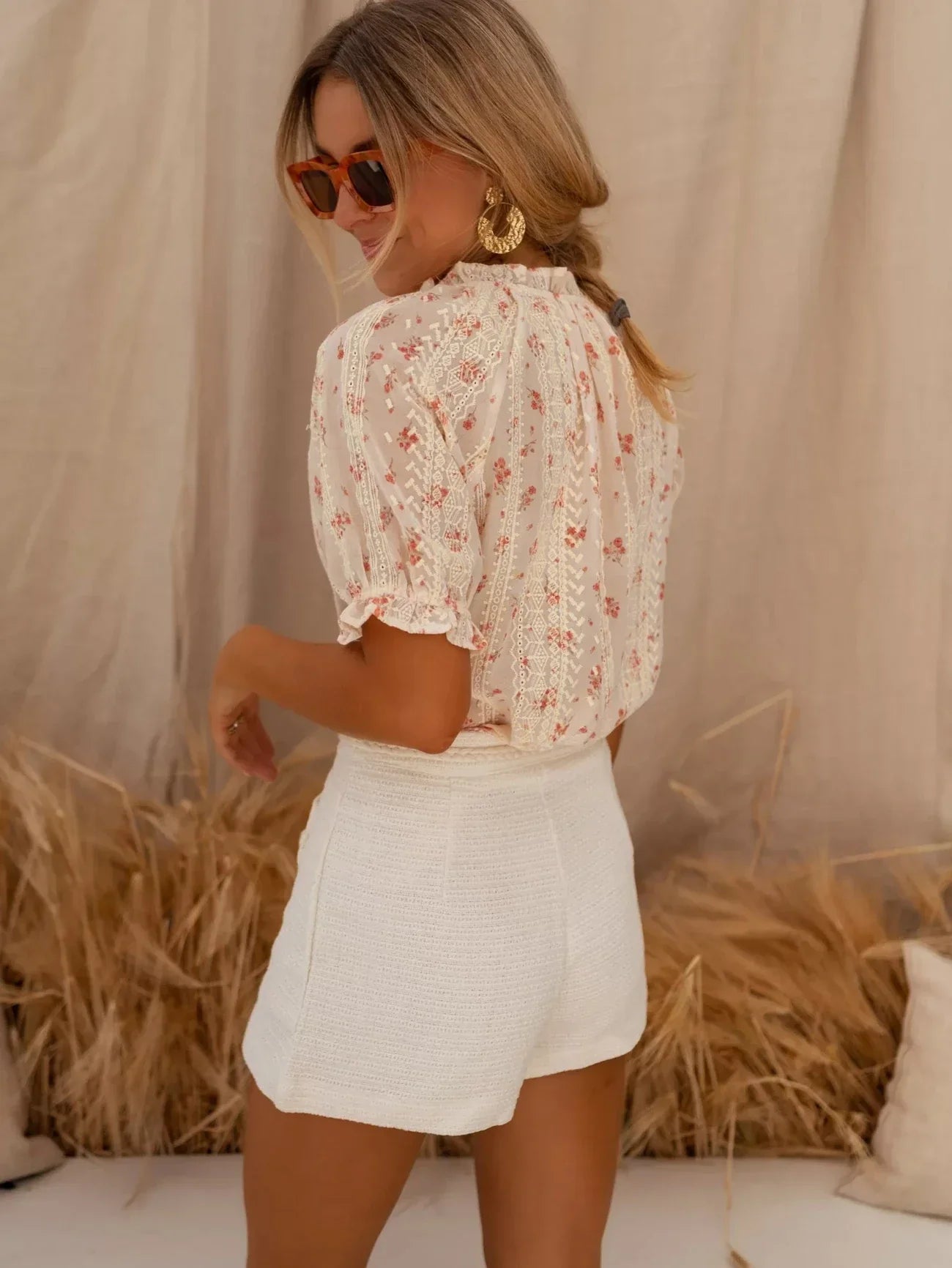 ELINA™ | The floral blouse