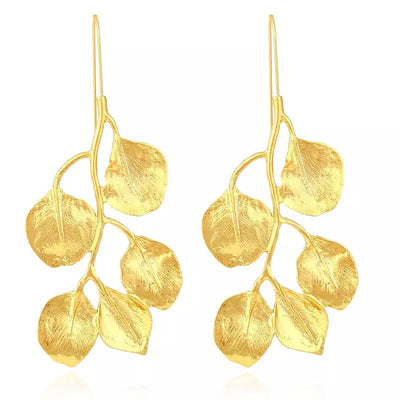 nuria golden earrings